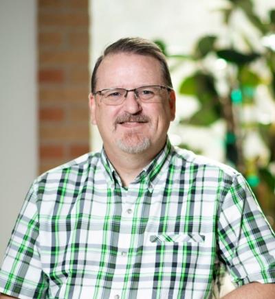 Dr. Lee Hughes