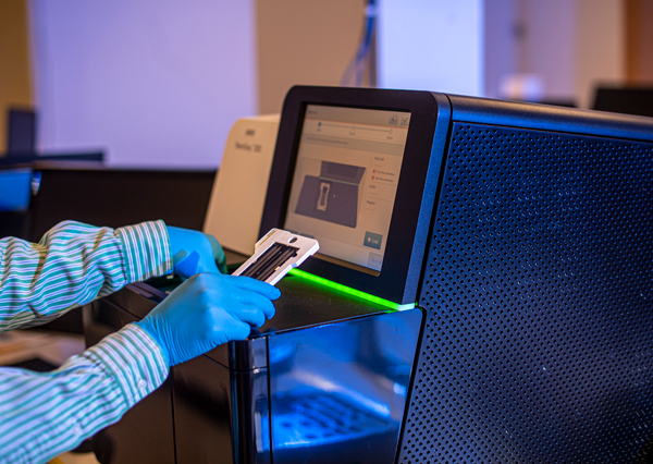 genomics machine in use