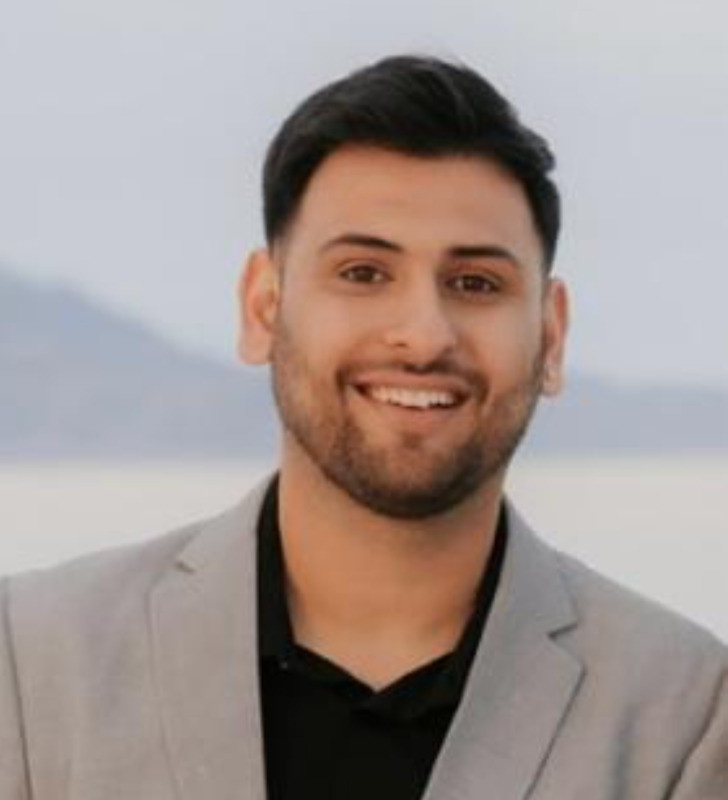 karan kakroo photo