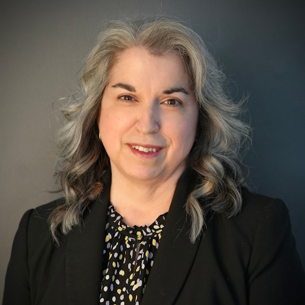 Katherine Dreyer Headshot