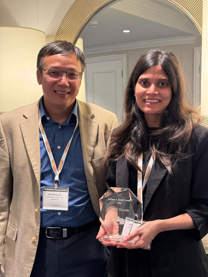 Jayani Kalahe and Jincheng Du