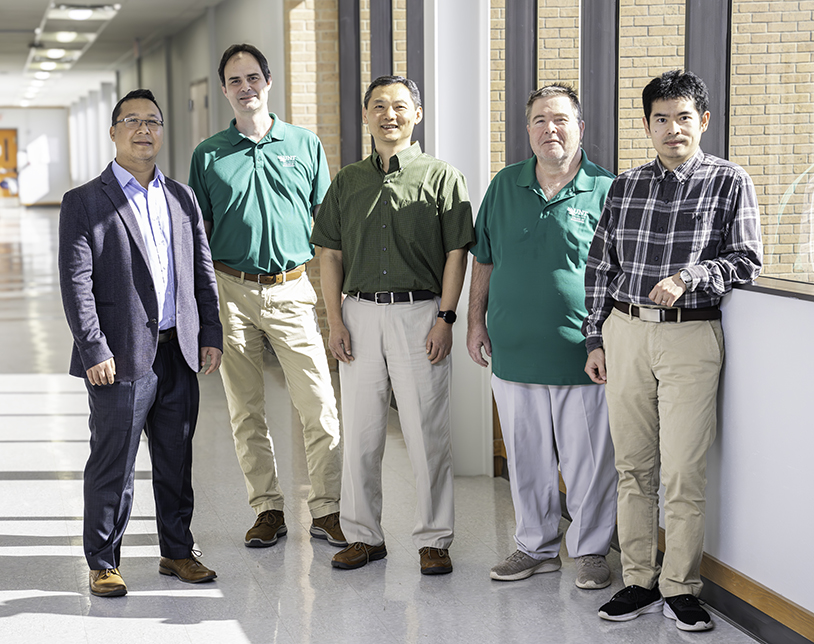 Photo of UNT computer science and engineering faculty involved in the AI scholars program