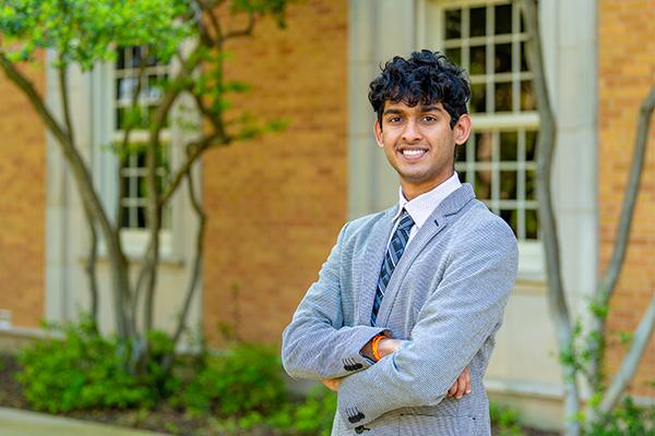 TAMS student earns Goldwater Scholarship for research exploring medical possibilities of machine learning