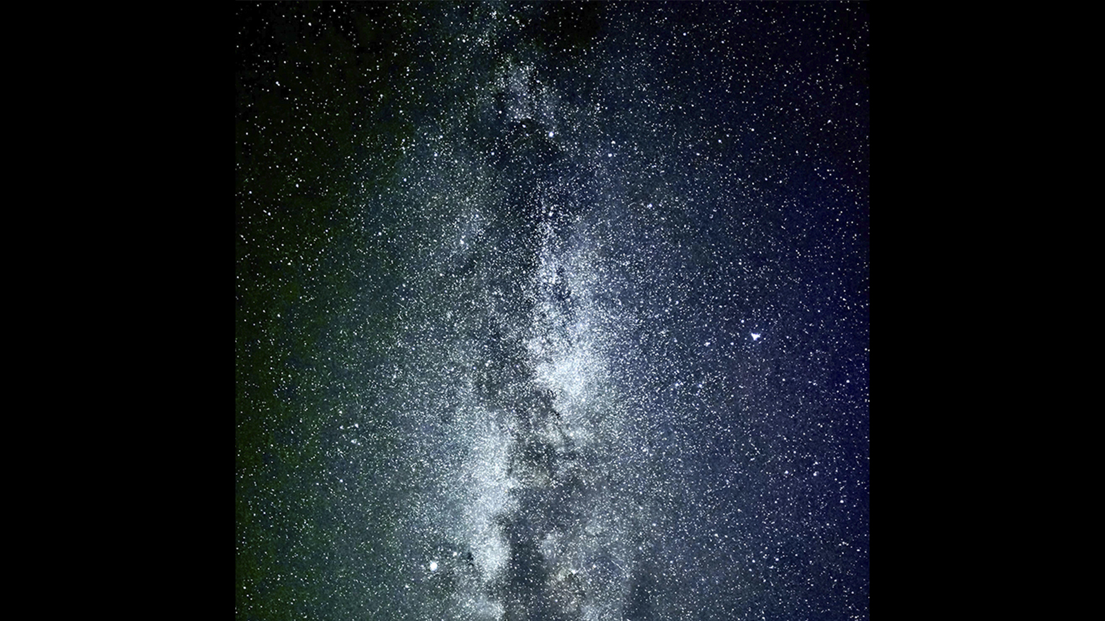 Photo of night sky